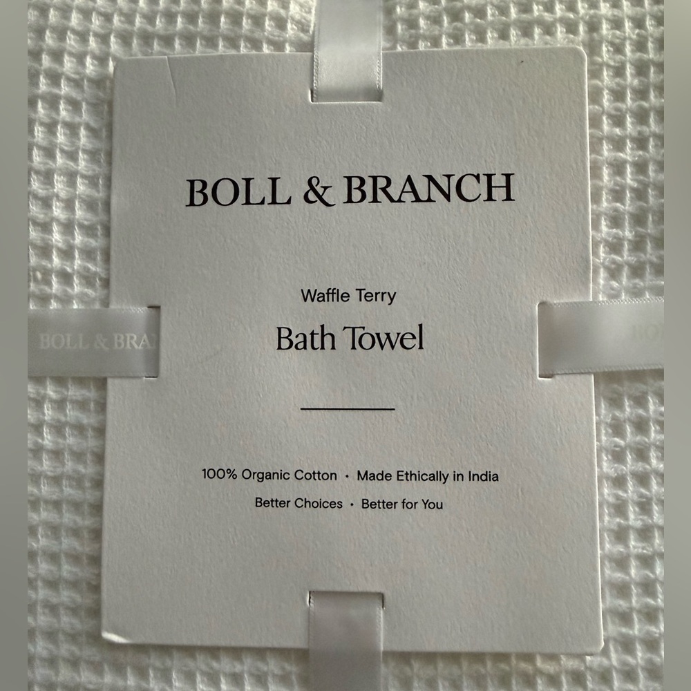 EUC Two Boll & Branch Terry Waffle Weave Bath Towels - Picture 4 of 4